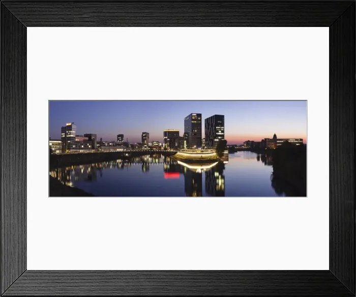 Framed Print : Modern architecture at Handelshafen, Medienhafen, Dusseldorf, North Rhine-Westphalia, Germany, Europe Framed Print : Modern architecture at Handelshafen, Medienhafen, Dusseldorf, North Rhine-Westphalia, Germany, Europe
