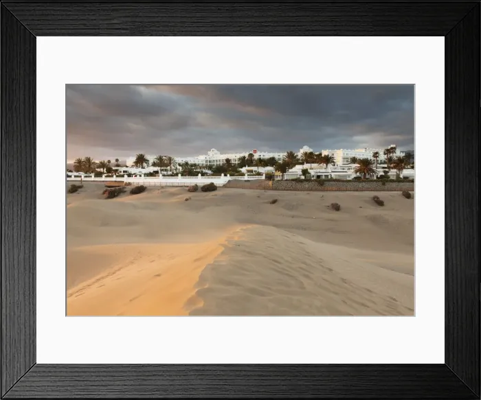 Framed Print : Sand dunes with Hotel RIU, Maspalomas, Gran Canaria, Canary Islands, Spain, Atlantic, Europe Framed Print : Sand dunes with Hotel RIU, Maspalomas, Gran Canaria, Canary Islands, Spain, Atlantic, Europe
