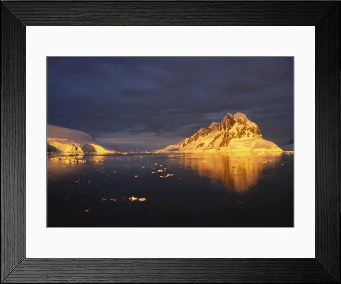 Framed Print : Midnight Sun on the Antarctic Peninsula Framed Print : Midnight Sun on the Antarctic Peninsula