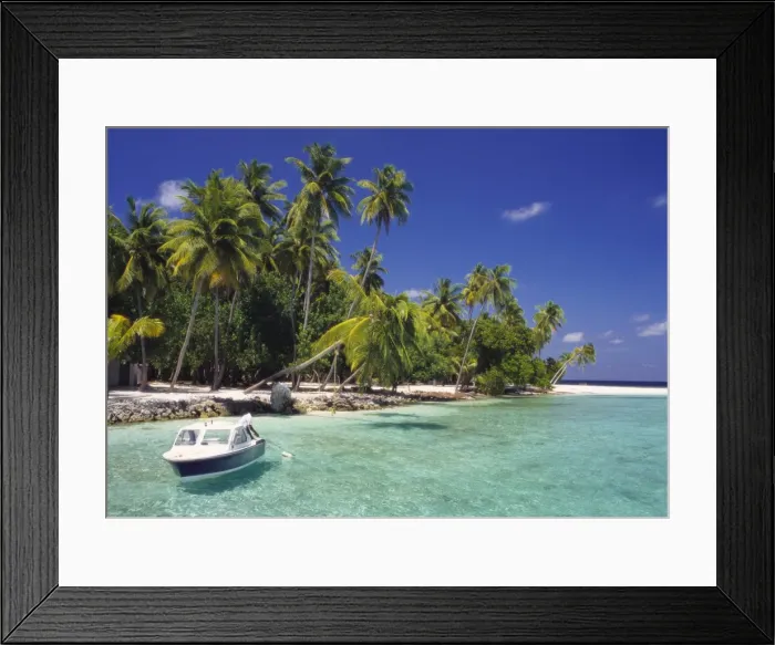 Framed Print : Boat Moored Off the Coast of Kuda Bandos, North Male Atoll, Maldives Framed Print : Boat Moored Off the Coast of Kuda Bandos, North Male Atoll, Maldives