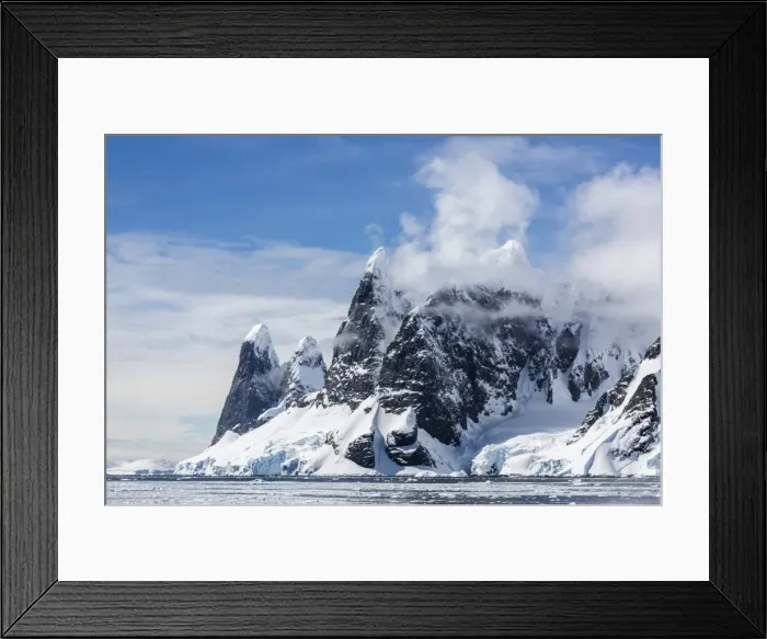 Framed Print : Snow-capped mountains of the Lemaire Channel, Antarctica, Southern Ocean, Polar Regions Framed Print : Snow-capped mountains of the Lemaire Channel, Antarctica, Southern Ocean, Polar Regions