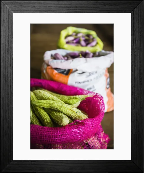 Framed Print : Eggplant for sale at Dambulla vegetable wholesale market, Dambulla, Central Province, Sri Lanka, Asia