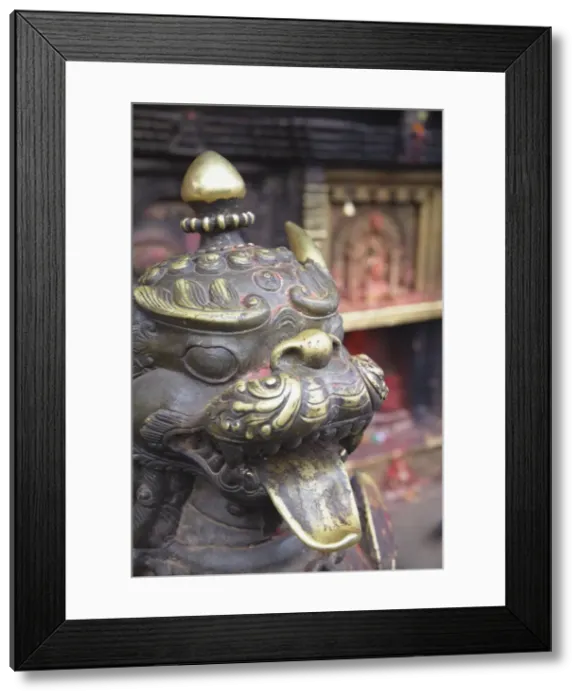 Framed Print : Statue at Nyatapola Temple, Taumadhi Tole, Bhaktapur, UNESCO World Heritage Site, Kathmandu Valley, Nepal, Asia Framed Print : Statue at Nyatapola Temple, Taumadhi Tole, Bhaktapur, UNESCO World Heritage Site, Kathmandu Valley, Nepal, Asia