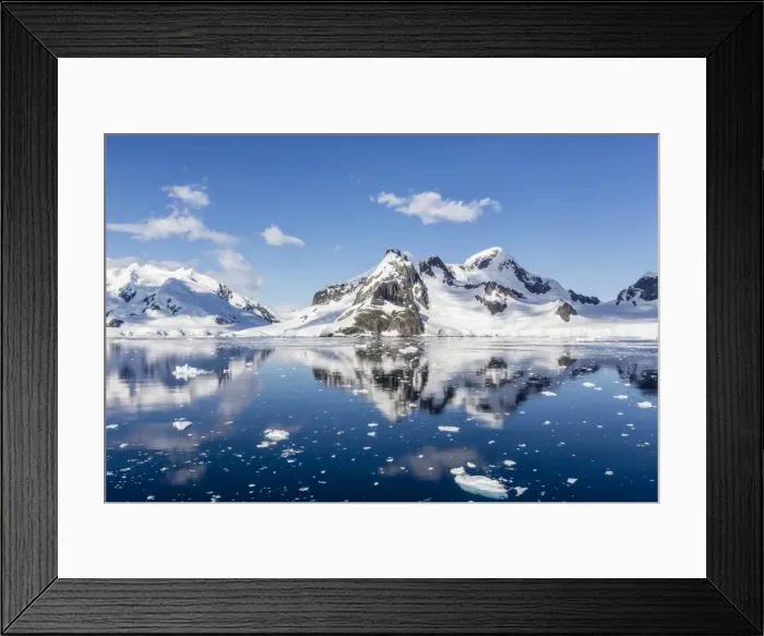 Framed Print : Snow-capped mountains in the Errera Channel on the western side of the Antarctic Peninsula, Antarctica, Southern Ocean, Polar Regions Framed Print : Snow-capped mountains in the Errera Channel on the western side of the Antarctic Peninsula, Antarctica, Southern Ocean, Polar Regions