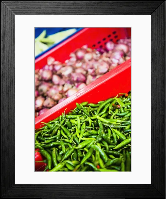 Framed Print : Dambulla produce market, chillies and onions for sale at Dambulla market, Dambulla, Central Province, Sri Lanka, Asia Framed Print : Dambulla produce market, chillies and onions for sale at Dambulla market, Dambulla, Central Province, Sri Lanka, Asia
