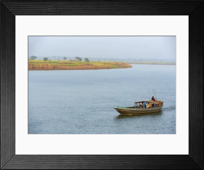 Framed Print : Hooghly River, part of the Ganges River, West Bengal, India, Asia Framed Print : Hooghly River, part of the Ganges River, West Bengal, India, Asia