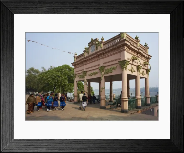 Framed Print : Kiosk built in 1921 by Mr. Roquitte, City of Chandernagor (Chandannagar), former French colony, by the Hooghly River, West Bengal, India, Asia Framed Print : Kiosk built in 1921 by Mr. Roquitte, City of Chandernagor (Chandannagar), former French colony, by the Hooghly River, West Bengal, India, Asia