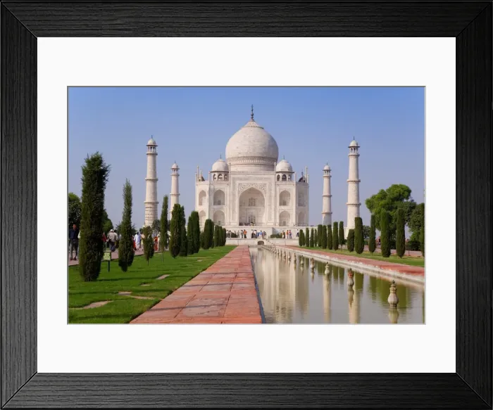 Framed Print : India, Uttar Pradesh, The Taj Mahal, this Mughal mausoleum has become the tourist emblem of India Framed Print : India, Uttar Pradesh, The Taj Mahal, this Mughal mausoleum has become the tourist emblem of India