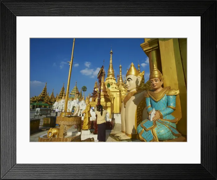 Framed Print : Shwedagon Paya, Yangon (Rangoon), Myanmar (Burma), Asia Framed Print : Shwedagon Paya, Yangon (Rangoon), Myanmar (Burma), Asia