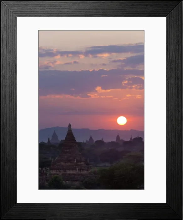 Framed Print : Sunset over the Bagan temples dating from the 11th and 13th centuries, Bagan (Pagan), Central Myanmar, Myanmar (Burma), Asia Framed Print : Sunset over the Bagan temples dating from the 11th and 13th centuries, Bagan (Pagan), Central Myanmar, Myanmar (Burma), Asia