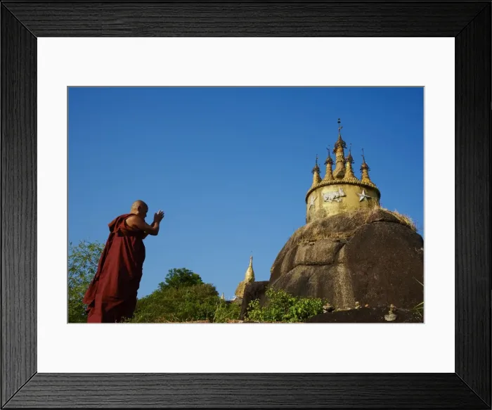 Framed Print : Buddhist monk praying at the Golden Rock of Nwa La Bo, Mawlamyine (Moulmein), Mon State, Myanmar (Burma), Asia Framed Print : Buddhist monk praying at the Golden Rock of Nwa La Bo, Mawlamyine (Moulmein), Mon State, Myanmar (Burma), Asia