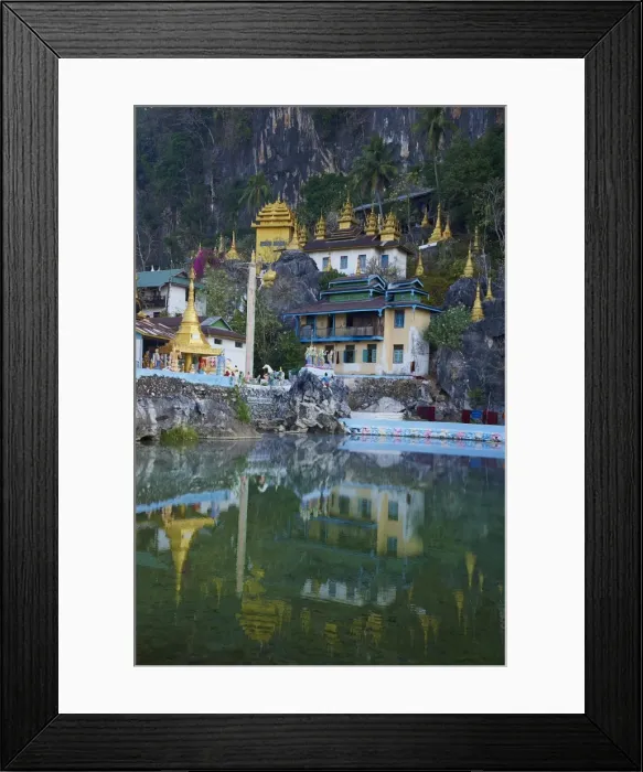 Framed Print : Saddar Cave, near Hpa-An, Karen State, Myanmar (Burma), Asia Framed Print : Saddar Cave, near Hpa-An, Karen State, Myanmar (Burma), Asia