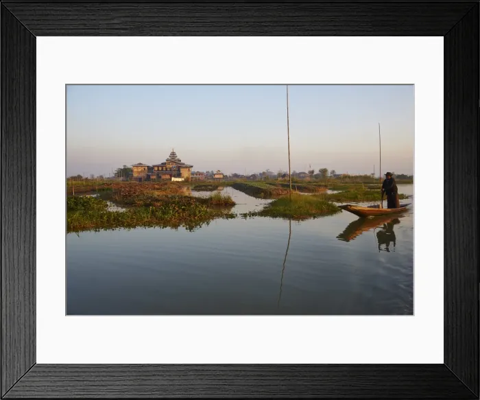 Framed Print : Fisherman on Inle Lake, Shan State, Myanmar (Burma), Asia Framed Print : Fisherman on Inle Lake, Shan State, Myanmar (Burma), Asia