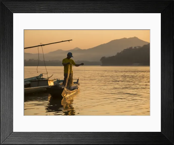 Framed Print : Man reeling in fishing net on Mekong River, Luang Prabang, Laos, Indochina, Southeast Asia, Asia Framed Print : Man reeling in fishing net on Mekong River, Luang Prabang, Laos, Indochina, Southeast Asia, Asia