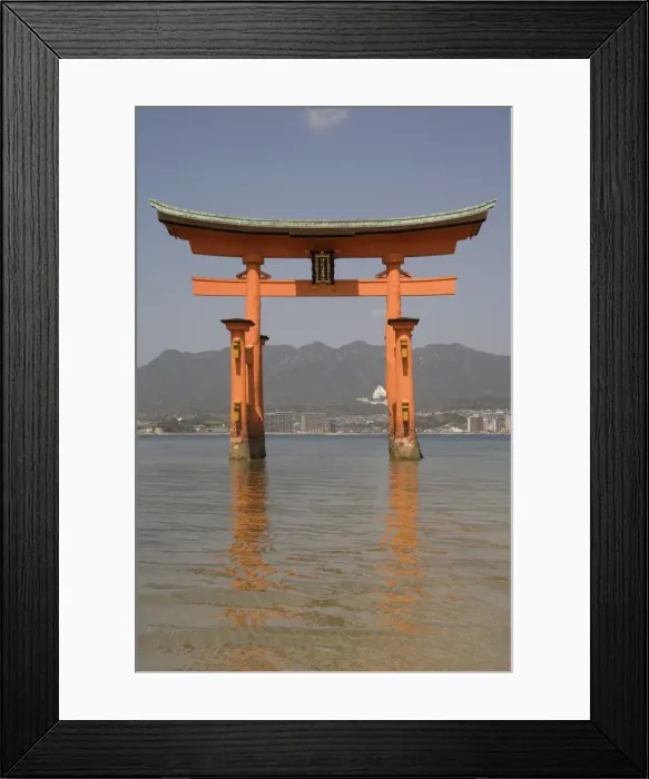 Framed Print : Otorii gate, Itsukushima shrine, Miyajima, UNESCO World Heritage Site, Japan, Asia Framed Print : Otorii gate, Itsukushima shrine, Miyajima, UNESCO World Heritage Site, Japan, Asia