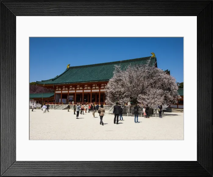 Framed Print : Park in the Heian Jingu shrine, Kyoto, Japan, Asia Framed Print : Park in the Heian Jingu shrine, Kyoto, Japan, Asia