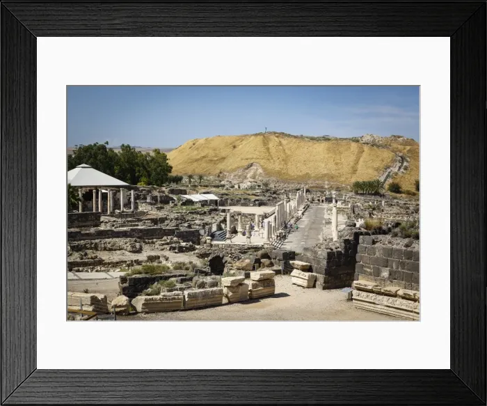 Framed Print : Ruins of the Roman-Byzantine city of Scythopolis, Tel Beit Shean National Park, Beit Shean, Israel, Middle East Framed Print : Ruins of the Roman-Byzantine city of Scythopolis, Tel Beit Shean National Park, Beit Shean, Israel, Middle East
