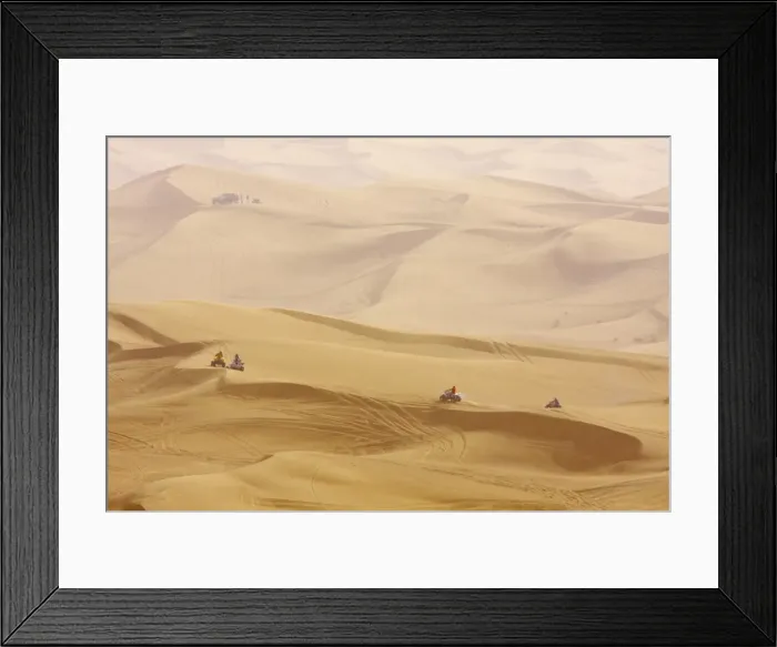 Framed Print : Desert safari, Dubai, United Arab Emirates, Middle East Framed Print : Desert safari, Dubai, United Arab Emirates, Middle East