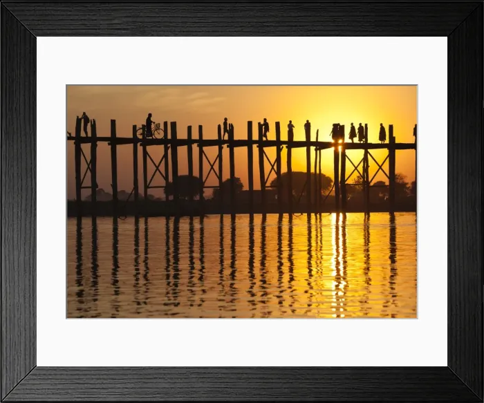 Framed Print : U Beins Bridge on Taungthaman Lake at sunset, Amarapura, Mandalay, Myanmar (Burma), Asia Framed Print : U Beins Bridge on Taungthaman Lake at sunset, Amarapura, Mandalay, Myanmar (Burma), Asia