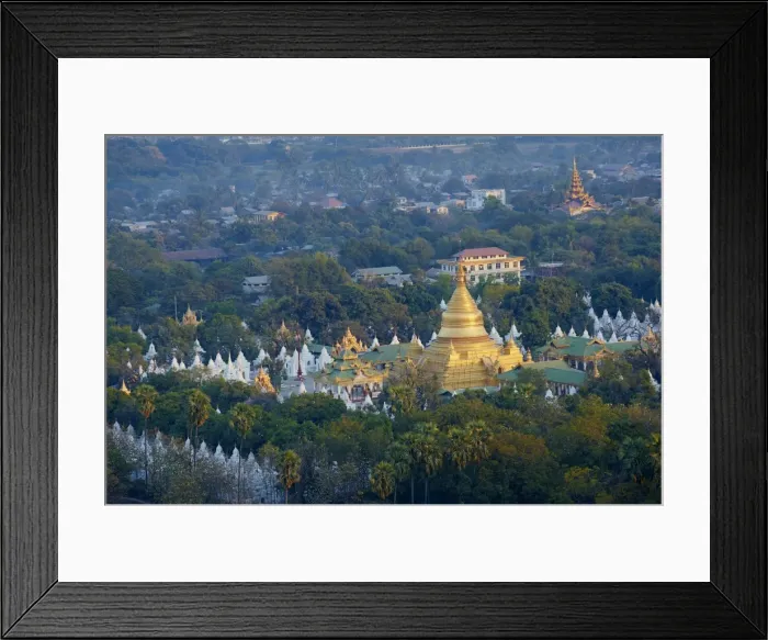 Framed Print : Paya Sandamuni, temple and monastery, Mandalay, Myanmar (Burma), Asia Framed Print : Paya Sandamuni, temple and monastery, Mandalay, Myanmar (Burma), Asia