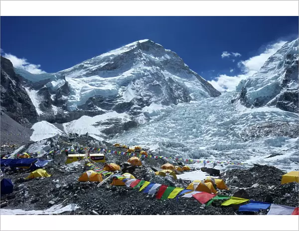 Khumbu icefall from Everest Base Camp, Solukhumbu District, Sagarmatha National Park, UNESCO World Heritage Site, Nepal, Himalayas, Asia
