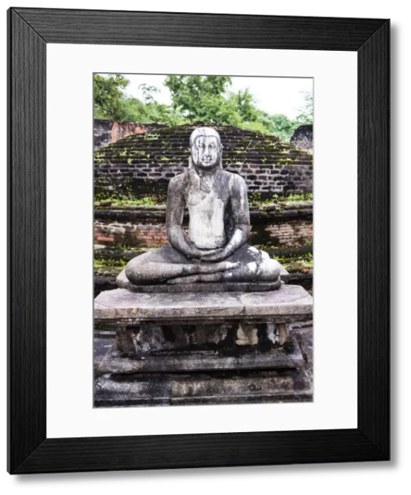 Framed Print : Buddha statue at Vatadage in Polonnaruwa Quadrangle, UNESCO World Heritage Site, Sri Lanka, Asia