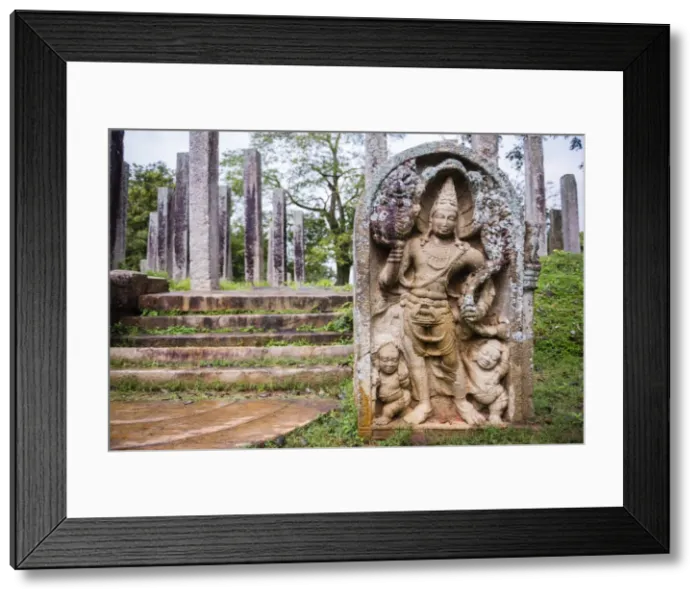 Framed Print : Guardian statue at Thuparama Dagoba, Mahavihara (The Great Monastery), Anuradhapura, UNESCO World Heritage Site, Sri Lanka, Asia Framed Print : Guardian statue at Thuparama Dagoba, Mahavihara (The Great Monastery), Anuradhapura, UNESCO World Heritage Site, Sri Lanka, Asia