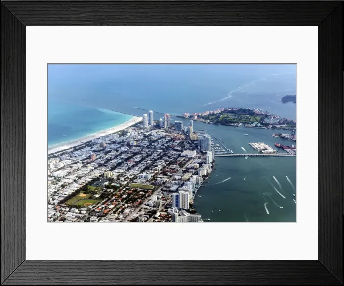 Framed Print : Miami Beach, Florida, United States of America, North America Framed Print : Miami Beach, Florida, United States of America, North America