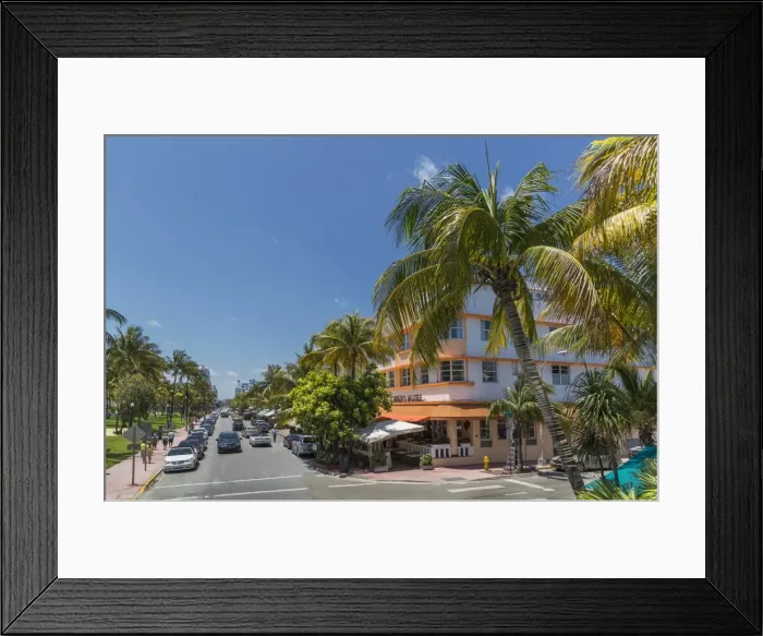 Framed Print : Ocean Drive, Miami Beach, Florida, United States of America, North America Framed Print : Ocean Drive, Miami Beach, Florida, United States of America, North America