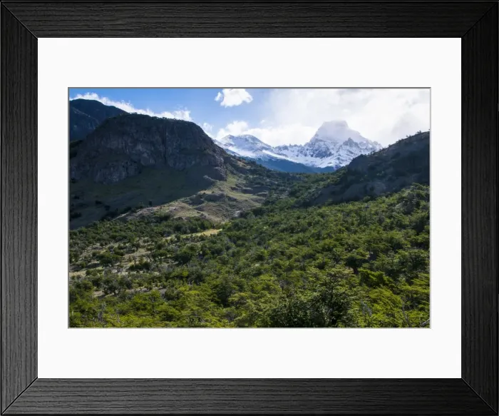 Framed Print : Trek up to Mount Fitzroy (Cerro Fitz Roy) from El Chalten, Los Glaciares National Park, UNESCO World Heritage Site, Santa Cruz Province, Patagonia, Argentina, South America Framed Print : Trek up to Mount Fitzroy (Cerro Fitz Roy) from El Chalten, Los Glaciares National Park, UNESCO World Heritage Site, Santa Cruz Province, Patagonia, Argentina, South America