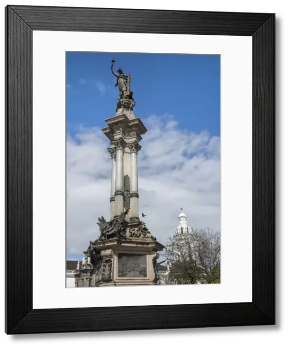 Framed Print : Memorial to the Heroes of the Independence dating from 1809, Quito, UNESCO World Heritage Site, Pichincha Province, Ecuador, South America Framed Print : Memorial to the Heroes of the Independence dating from 1809, Quito, UNESCO World Heritage Site, Pichincha Province, Ecuador, South America