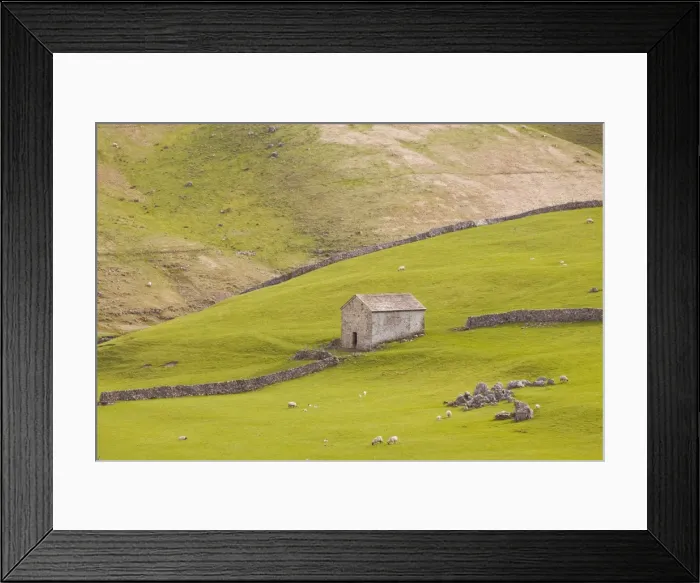 Framed Print : A stone barn near to Littondale in the Yorkshire Dales, Yorkshire, England, United Kingdom, Europe Framed Print : A stone barn near to Littondale in the Yorkshire Dales, Yorkshire, England, United Kingdom, Europe