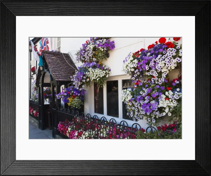 Framed Print : Usk Twyn Square, Usk, Monmouthshire, Wales, U. K