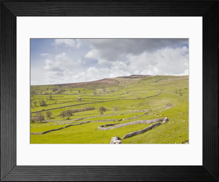 Framed Print : Yorkshire Dales countryside near to Malham, Yorkshire, England, United Kingdom, Europe Framed Print : Yorkshire Dales countryside near to Malham, Yorkshire, England, United Kingdom, Europe