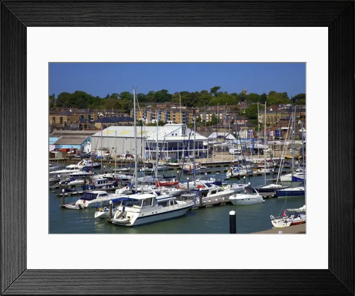 Framed Print : Cowes Harbour, Cowes, Isle of Wight, England, United Kingdom, Europe Framed Print : Cowes Harbour, Cowes, Isle of Wight, England, United Kingdom, Europe