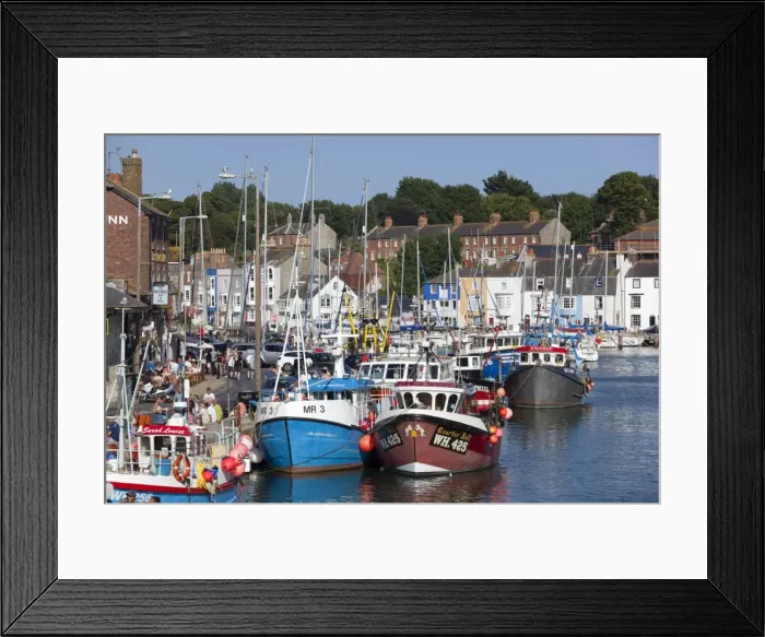 Framed Print : Fishing boats in the Old Harbour, Weymouth, Dorset, England, United Kingdom, Europe Framed Print : Fishing boats in the Old Harbour, Weymouth, Dorset, England, United Kingdom, Europe