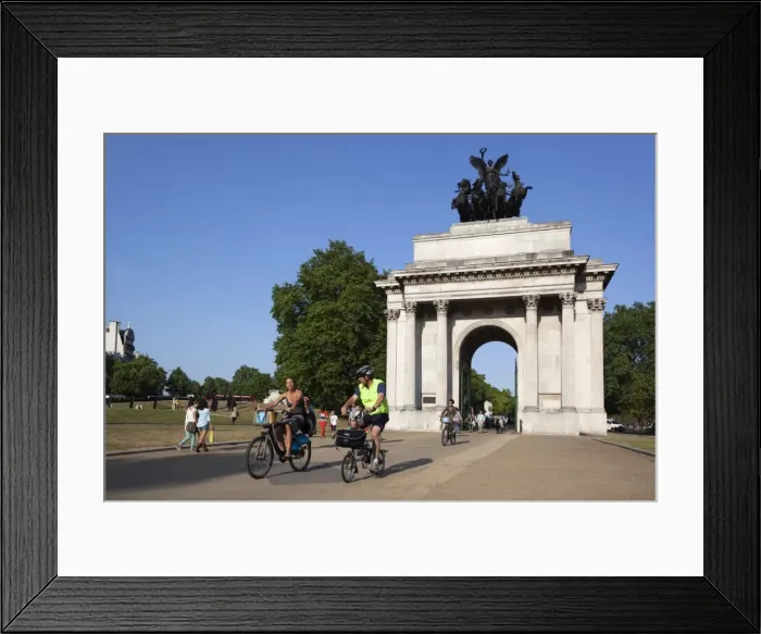Framed Print : Cyclists under the Wellington Arch, Hyde Park Corner, London, England, United Kingdom, Europe Framed Print : Cyclists under the Wellington Arch, Hyde Park Corner, London, England, United Kingdom, Europe