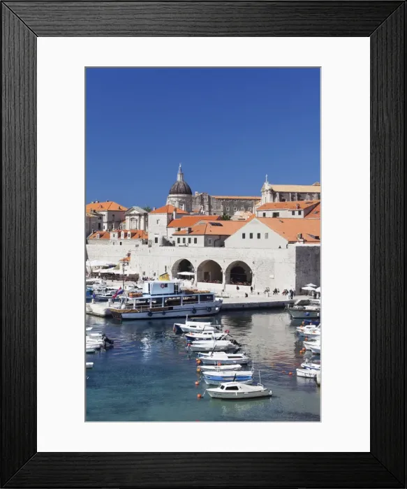 Framed Print : Old harbour and Old Town, UNESCO World Heritage Site, Dubrovnik, Dalmatia, Croatia, Europe Framed Print : Old harbour and Old Town, UNESCO World Heritage Site, Dubrovnik, Dalmatia, Croatia, Europe