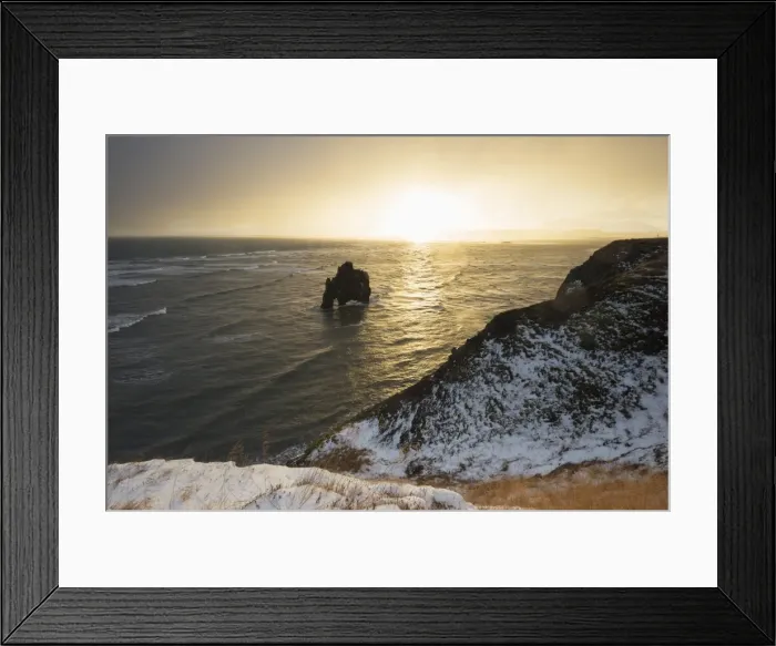 Framed Print : Hvitserkur rock formation, Vatnsnes peninsular, Iceland, Polar Regions Framed Print : Hvitserkur rock formation, Vatnsnes peninsular, Iceland, Polar Regions