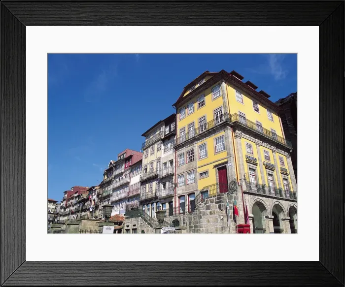 Framed Print : Cahors, Midi-pyrenees, France Framed Print : Cahors, Midi-pyrenees, France
