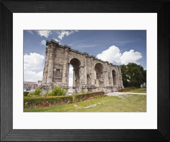 Framed Print : La Porte Mars in Reims, Champagne-Ardenne, France, Europe
