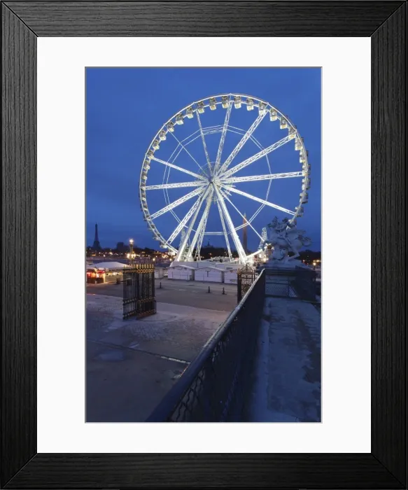 Framed Print : Big wheel at Place de la Concorde and Eiffel Tower in the background, Paris, Ile de France, France, Europe Framed Print : Big wheel at Place de la Concorde and Eiffel Tower in the background, Paris, Ile de France, France, Europe