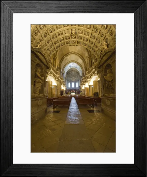 Framed Print : The nave of Notre-Dame des Doms d Avignon cathedral, Avignon, Vaucluse, France, Europe Framed Print : The nave of Notre-Dame des Doms d Avignon cathedral, Avignon, Vaucluse, France, Europe