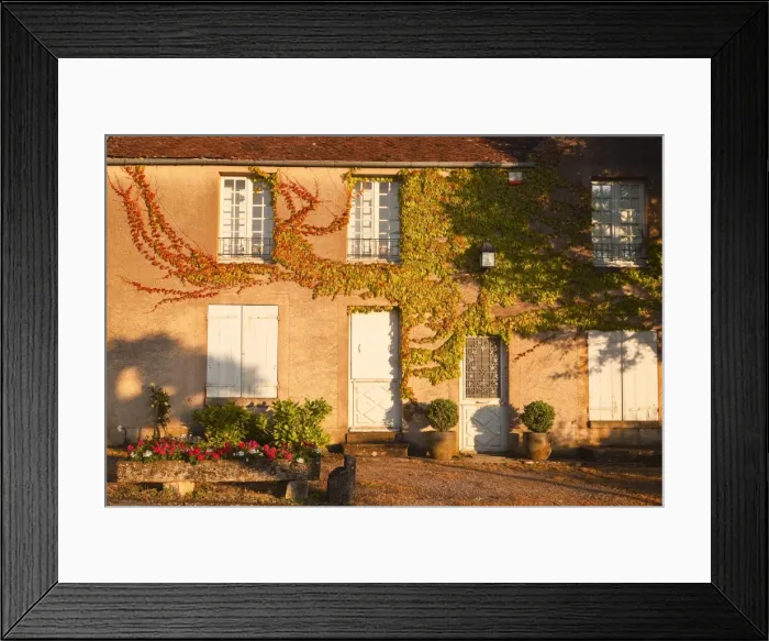 Framed Print : A house in the village of Vezelay, lit by the setting sun, Vezelay, Yonne, Burgundy, France, Europe Framed Print : A house in the village of Vezelay, lit by the setting sun, Vezelay, Yonne, Burgundy, France, Europe