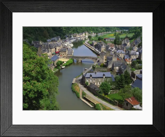 Framed Print : Dinan, Cotes d Armor, Britanny, France Framed Print : Dinan, Cotes d Armor, Britanny, France