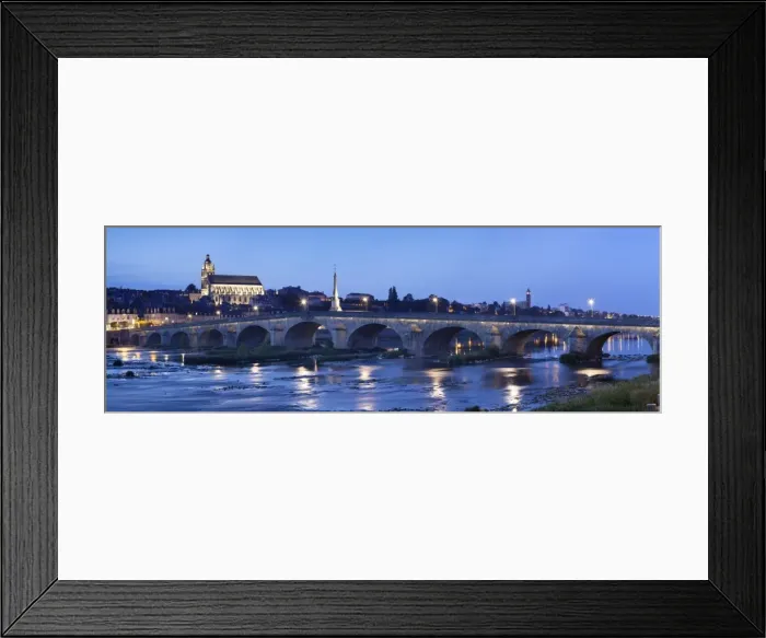 Framed Print : Blois, Loire Valley, Loir et Cher, France, Europe Framed Print : Blois, Loire Valley, Loir et Cher, France, Europe
