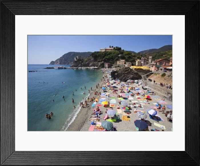 Framed Print : The Free Beach in the Old Town at Monterosso al Mare, Cinque Terre, UNESCO World Heritage Site, Liguria, Italy, Mediterranean, Europe