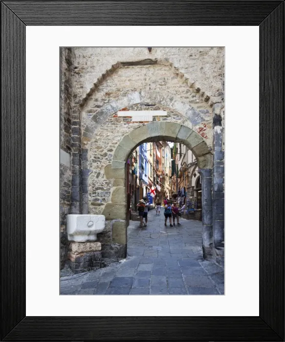 Framed Print : Old Town Gate at Porto Venere, Cinque Terre, UNESCO World Heritage Site, Liguria, Italy, Europe Framed Print : Old Town Gate at Porto Venere, Cinque Terre, UNESCO World Heritage Site, Liguria, Italy, Europe