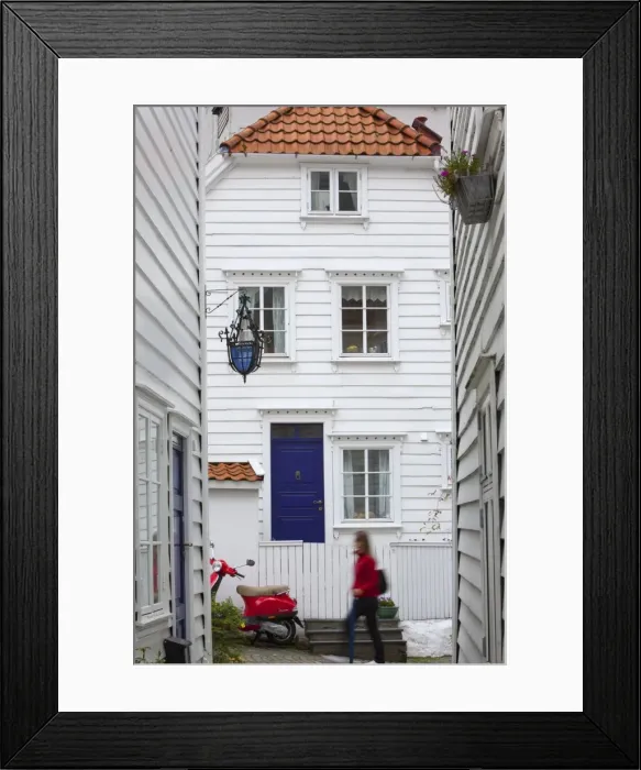 Framed Print : Narrow cobblestone lanes and wooden buildings in Bergens Old Town (Gamla Stan), Bergen, Hordaland, Norway, Scandinavia, Europe Framed Print : Narrow cobblestone lanes and wooden buildings in Bergens Old Town (Gamla Stan), Bergen, Hordaland, Norway, Scandinavia, Europe