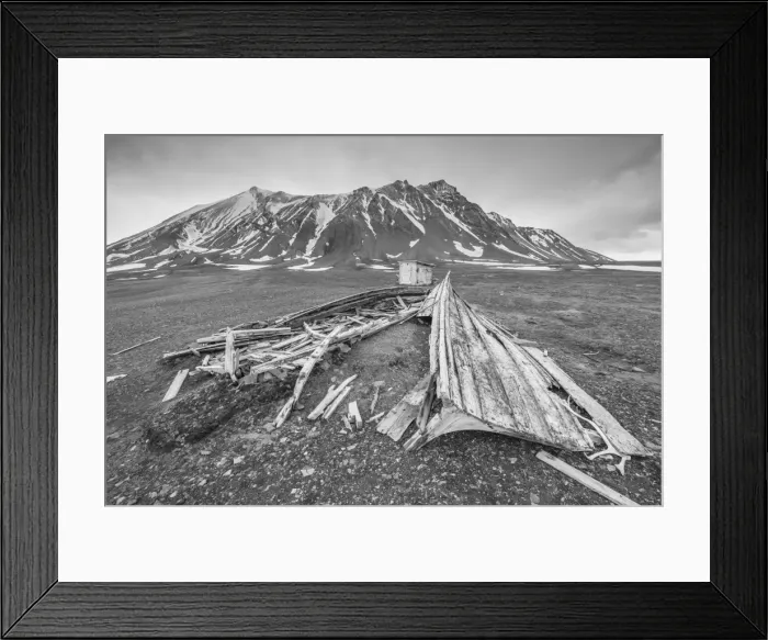 Framed Print : Wooden boat and cabin Bamsebu at Ahlstrandhalvoya, Bellsund, Svalbard, Norway, Scandinavia, Europe Framed Print : Wooden boat and cabin Bamsebu at Ahlstrandhalvoya, Bellsund, Svalbard, Norway, Scandinavia, Europe